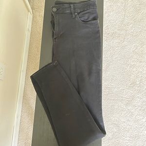 Black skinny jeans